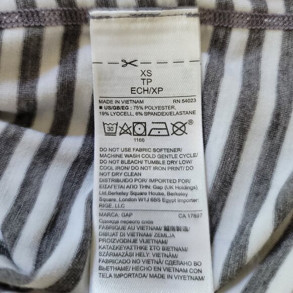 Gap Fit Breathe XS Grey & White Stripe Funnel Neck Hoodie XS with Thumbholes - Picture 12 of 13